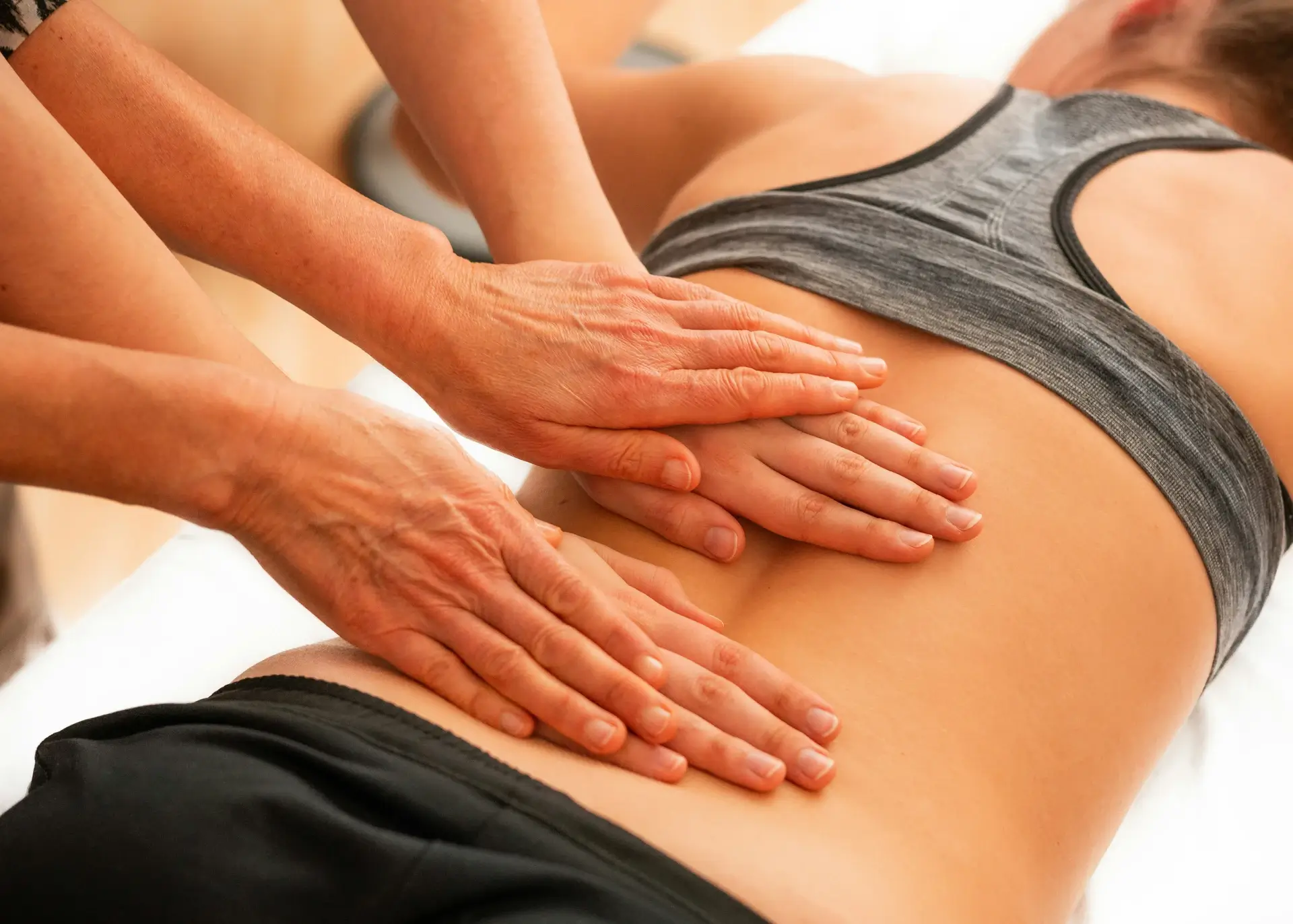 Holistic Approach: Combining Spa and Physical Therapy for Chronic Pain Relief